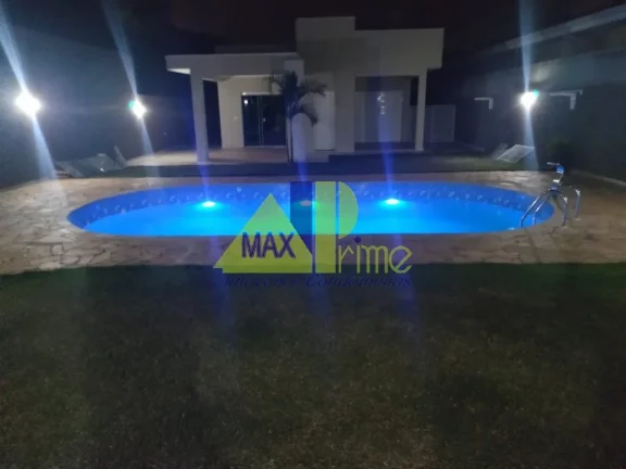 Imagem Imperdível casa de 3 quartos e ampla área na Vila Santista, Atibaia-SP - 1,97m², 1 suíte, 3 salas, 3 banheiros, 6 vagas.