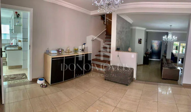 Imagem Casa alto padrão 318m² | 4 suítes | Piscina aquecida | 7 vagas | Swiss Park