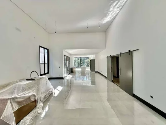 Imagem Cond. Reserva Sta. Maria - ZERO KM, 5 suítes, piscina, jacuzzi e gourmet!