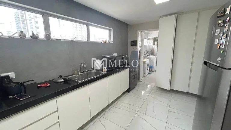 Imagem JAQUEIRA - 3qts., 2suites, 2vagas cobertas, lavabo, 160m2