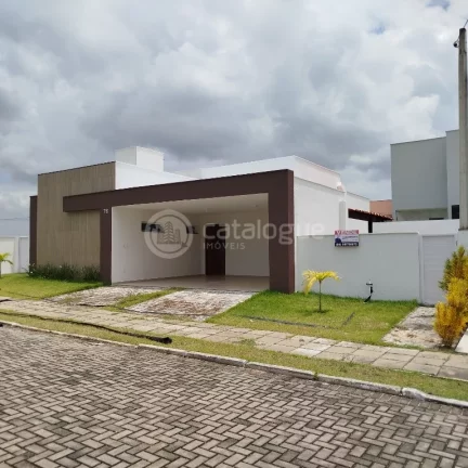 CASA RECÉM CONSTRUÍDA EM CONDOMÍNIO DA GRANDE NATAL