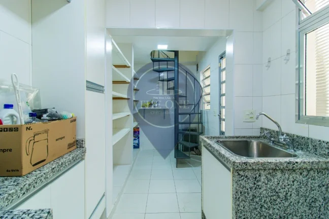 Imagem Casa de Luxo à Venda ou Locação em São Paulo-SP, Jardim Caravelas 3 quartos, 1 suíte, 2 salas, 3 banheiros, 2 vagas 220m² Ótima Localização e Segurança Garantida!