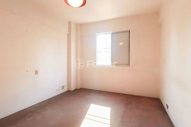 Imagem Apartamento Teodoro Sampaio - 84M², 2 Dorms, 2 Vagas Fixas Nº do Apto (103) no 1º SS, Gerador, Salão de Festas, Portaria 24h, Horta, Jardim.