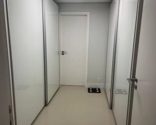 Imagem Apartamento São Francisco, 3 suítes ,3 vaga, c depósito,varanda gourmet,142 mts.
