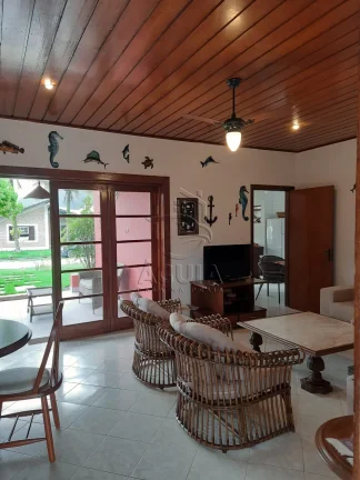 Imagem Linda casa no condomínio Pedra Verde a 150 metros da praia do Lázaro em Ubatuba!