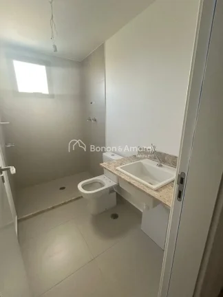 Imagem Espetacular, este apartamento de 96 m² oferece uma sala de estar e jantar integradas, com amplas ja...