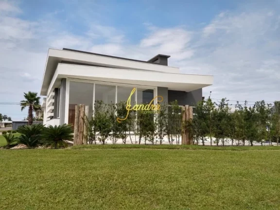 Imagem Excelente casa 4 suítes, piscina.