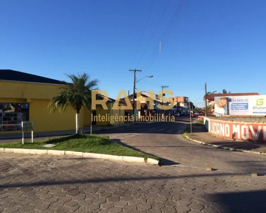 Imagem Ótimo prédio comercial localizado no centro de Barra do Sul, bem próximo ao Porto Balneário Barr...