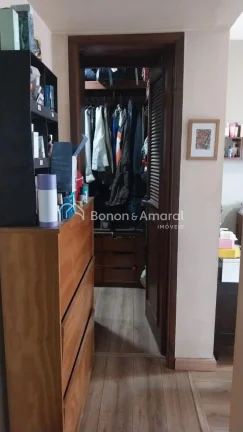 Imagem Localizado em um dos edifícios mais tradicionais da cidade, este apartamento oferece conforto e pra...