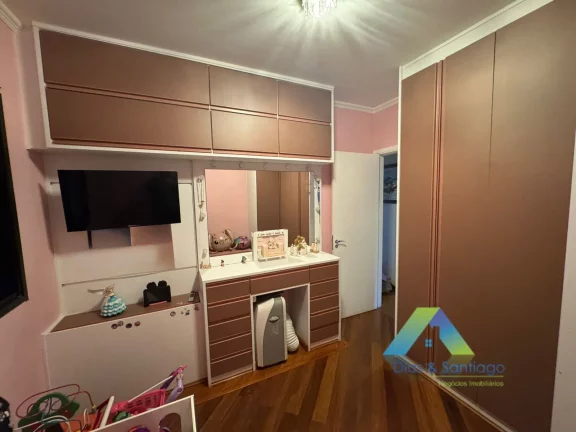 Imagem Apartamento recém reformado em 126m² com 3 dorms, 1 suíte, 3 vagas com localização privilegiada na região do Tatuapé/SP