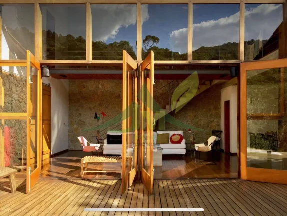 Imagem Sítio de Montanha à Venda em Atibaia-SP: 42.000m² de Natureza e Conforto
