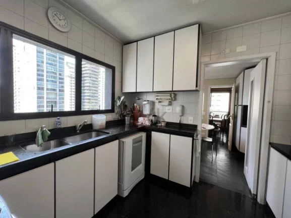 Imagem Apartamento de 4 dormitórios à venda no Itaim Bibi - SP