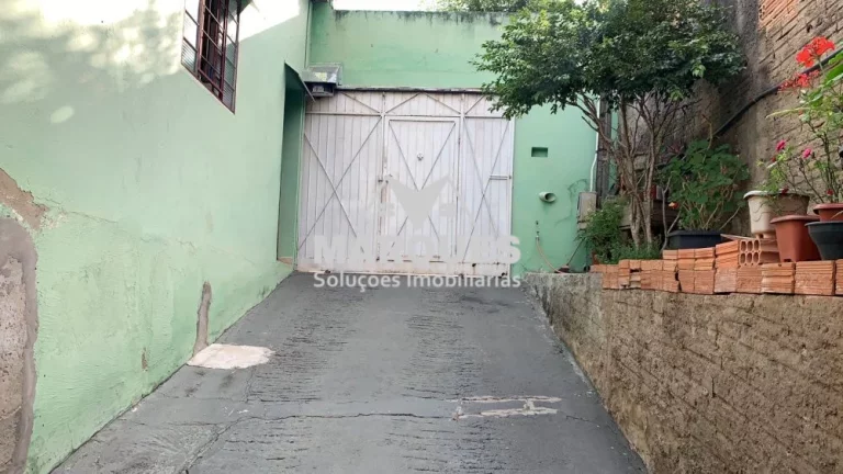Imagem Casa 3 dorms, c/ 1 salão Comercial 35m2 na frente