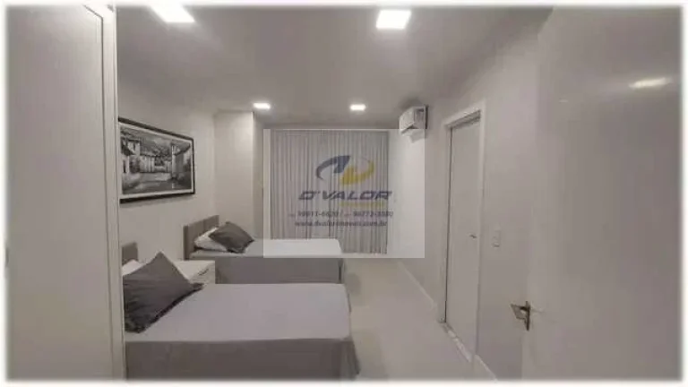 Imagem Vendo Casa, Porteira Fechada, com 334 m², 4 quartos s/ 3 suítes, escritório, piscina e 4 vagas