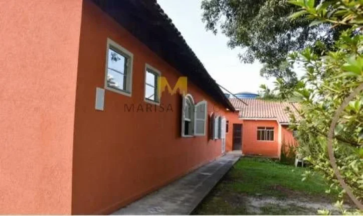 Imagem Maravilhosa Casa de Campo em Condomínio Resort Fazenda - Piscinas, 3 quartos sendo 2 suites em Piraquara