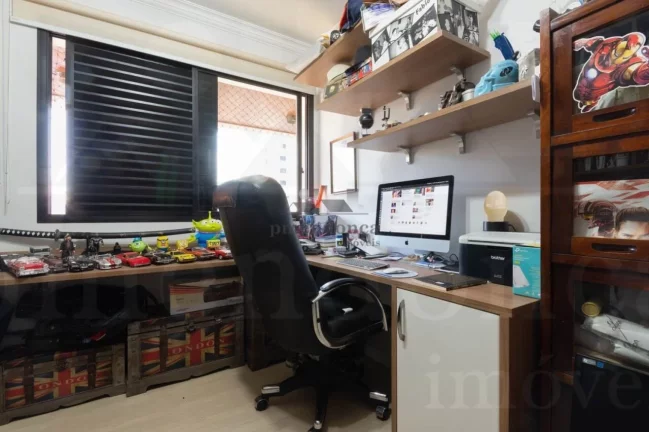 Imagem Apartamento reformado nas Perdizes com 172m²