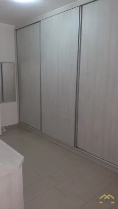 Imagem Casa térrea com 2 quartos sendo 1 suíte com garagem para 3 carros - Jundiaí/SP