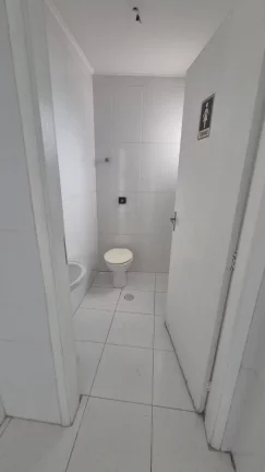 Imagem Sala Comercial e 2 banheiros à Venda, 73 m²-Centro