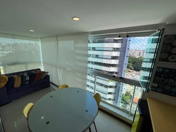Imagem Amplo Apartamento no Pituba em Salvador Novo