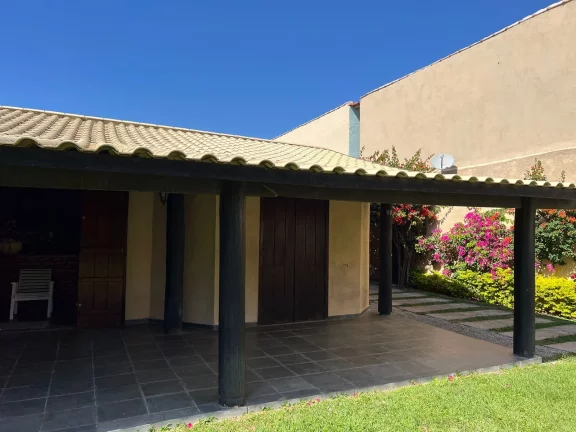 Imagem Vendo casa rústica, em ótimo estado de conservação, ótima localização