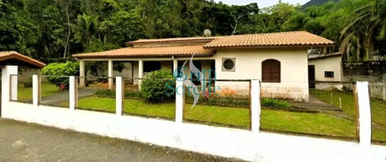 Casa Térrea à Venda em Barra Seca - Ubatuba/SP.