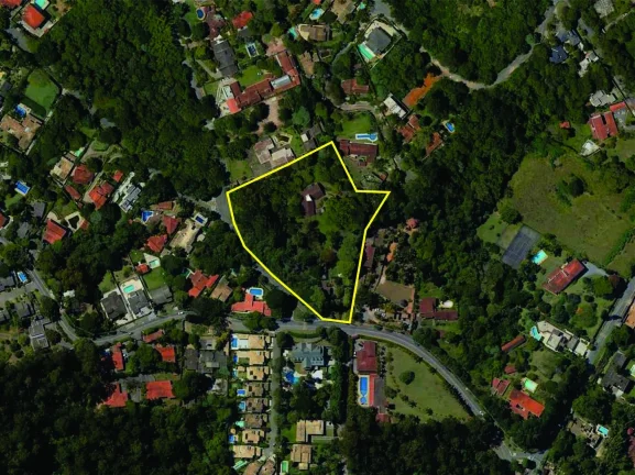 Imagem Fazendinha 10.490m² - Morar ou INCORPORAR: permite lotes de 450m²