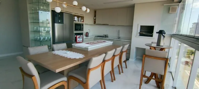 Imagem Aluguel de Apartamento de 3 quatros sendo 1 suíte em Gravatá, Navegantes - Temporada