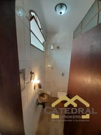 Imagem Sobrado com 3 quartos (2 Suítes) à venda na Vila Arens - Jundiaí/SP