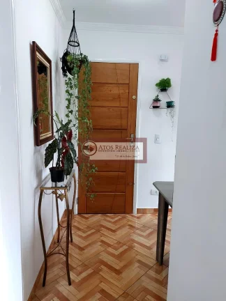 Imagem Novidade a venda no Jardim Sônia Zona Sul de São Paulo Vendo Apartamento de 2 Dormitórios, vaga de garagem coberta, Móveis planejados, portaria 24h. Valor especial R$ 305 Mil agende uma visita e confira.