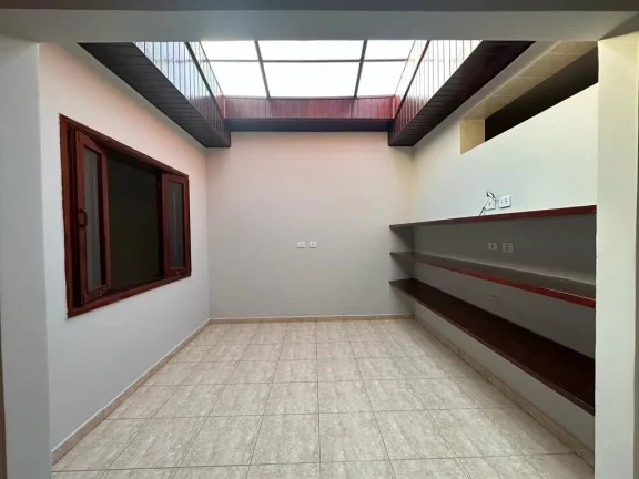 Imagem Casa com 3 dormitórios para alugar, 190 m² por R$ 4.940,27/mês - Jardim Santa Helena - Suzano/SP