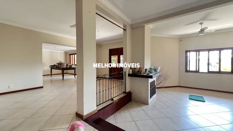 Imagem Casa a venda no Condomínio Ariribá com 600m² em Balneário Camboriú