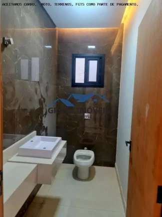 Imagem Sobrado para Venda em Maringá, JARDIM TÓQUIO, 3 dormitórios, 2 suítes, 4 banheiros, 4 vagas