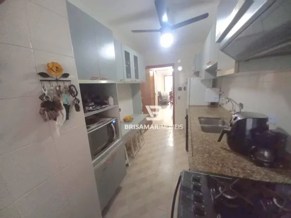 Imagem PITANGUEIRAS- LOCALIZAÇÃO PRVILEGIADA , REFORMADO , 02 VAGAS DE GARAGEM NO PRÉDIO.