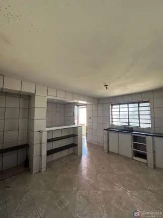 Imagem Casa à Venda no Jardim Esperança – 3 Quartos, Quintal e Ótimo Espaço em Patos de Minas