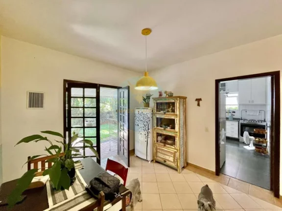 Imagem Casa em Condomínio a Venda no bairro Granja Viana - Carapicuíba, SP
