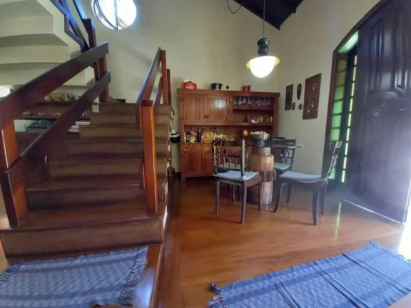 Imagem Casa em Condomínio para Venda em Teresópolis / RJ no bairro Várzea