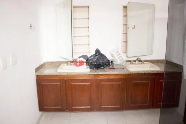 Imagem Casa à venda 4 Quartos, 3 Suites, 5 Vagas, 640M², Santa Maria, São Caetano do Sul - SP