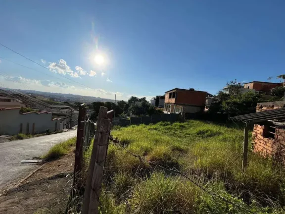 Imagem Lote com Ótima Localização no Santo Antônio – Ideal para Projetos em Desnível!