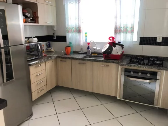 Imagem Sobrado com 3 dormitórios à venda, 190 m² por R$ 740.000,00 - Jardim Quaresmeira II - Suzano/SP