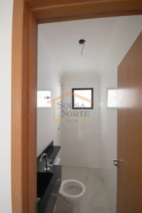 Imagem Apartamento com 33,70m², dispõe de 2 dormitórios, 1 banheiro, sala dois ambientes, cozinha com ga...