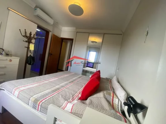 Imagem Excelente apartamento de 131m² 4 dormitórios, sendo 2 suítes