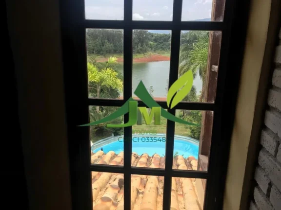 Imagem Linda Chácara Pé na Água à Venda em Piracaia – Exclusividade e Conforto