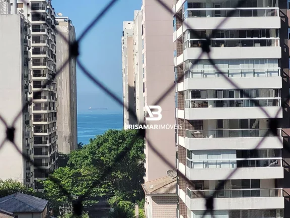 Imagem PITANGUEIRAS- LOCAL NOBRE COM MARAVILHOSA ÁREA DE LAZER , 02 VAGAS DE GARAGEM DEMARCADA NO PRÉDIO.