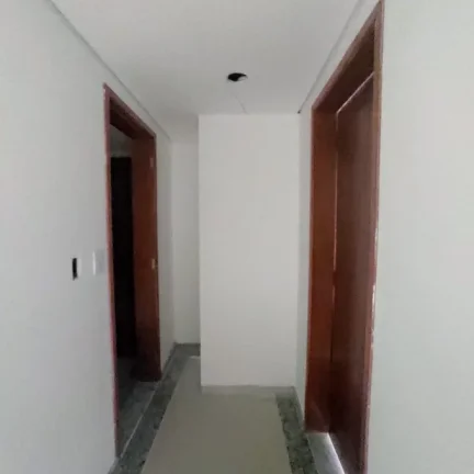 Imagem Alugo Galpão com 705mts² de area construida. Características