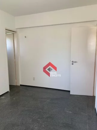 Imagem Apartamento à venda, 195 m² por R$ 650.000,00 - Guararapes - Fortaleza/CE