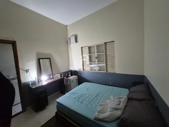 Imagem Belíssima Casa para Venda no Valor R$ 1.200.000,00 ; Area 882 m² ; 05 Suítes ; Boa Esperança, Cuiabá - MT 01 Area da Frente 01 Sala 05 Quartos sendo 05 Suítes uma Master 06 Banheiros 01 Cozinha 01 Area fundos 01 Lavanderia 06 Vagas de Garagem Piscina. Loc