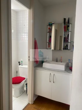 Imagem Imperdível oportunidade de investimento: Apartamento de 2 quartos na Taquara, Rio de Janeiro-RJ, com 51m² e vaga de garagem.