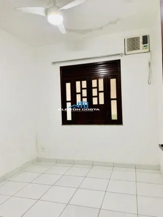 Imagem Casa para Locação em Feira de Santana, Capuchinhos, 3 dormitórios, 2 suítes, 2 banheiros, 3 vagas