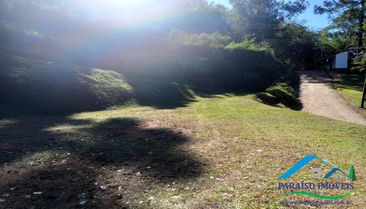 Imagem Terreno à Venda no Condomínio Quinta das Araucárias.