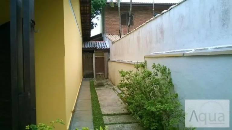 Imagem Casa para Temporada em Itanhaém, Parque Augustus, 3 dormitórios, 2 suítes, 3 banheiros, 3 vagas